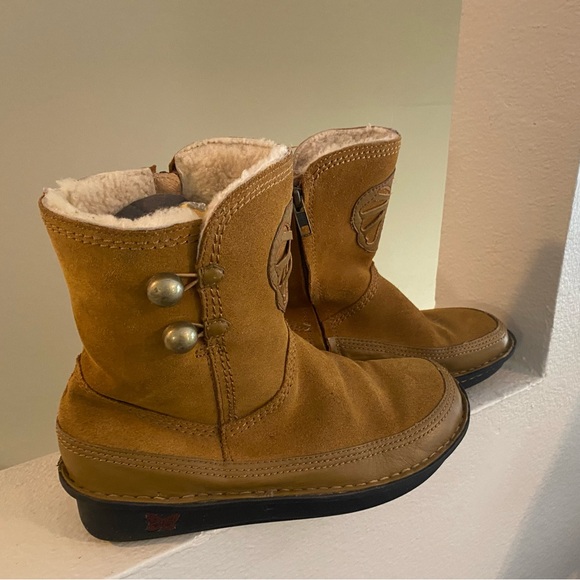 Alegria Shoes - Alergia.Women’s Brown Suede Leather Shearling-Lined Boots.Zip Closure.Size 37(6)